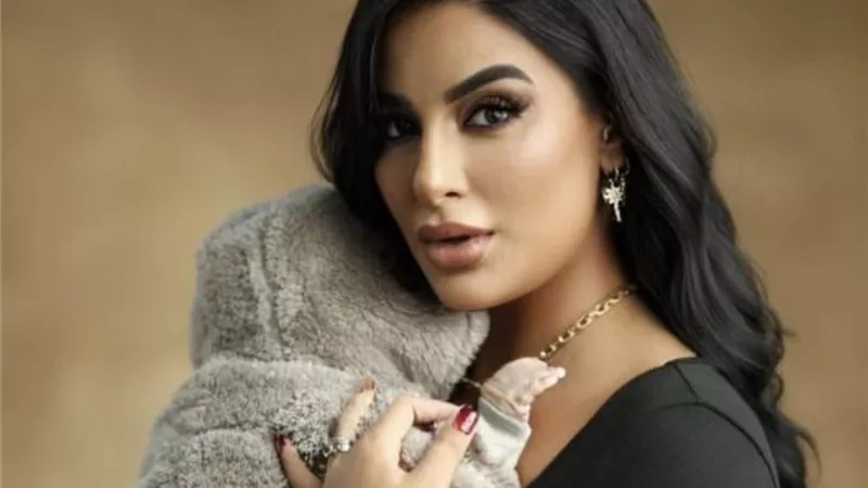 أدعية وأغاني.. جوري بكر تثير الجدل بحبها لتميم