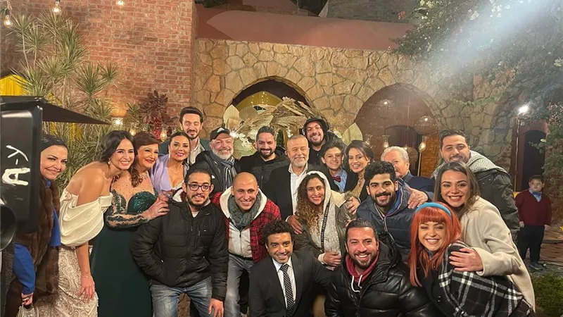 رانيا يوسف تنشر صورًا من كواليس مسلسل 
