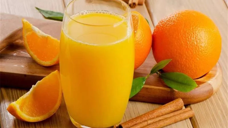 ماذا يحدث في جسمك عند تناول البرتقال في السحور؟ 
