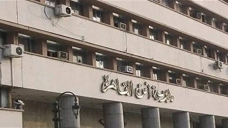 بقصد التباهي .. ضبط رجل أعمال بحوزته ترسانة أسلحة بالقاهرة