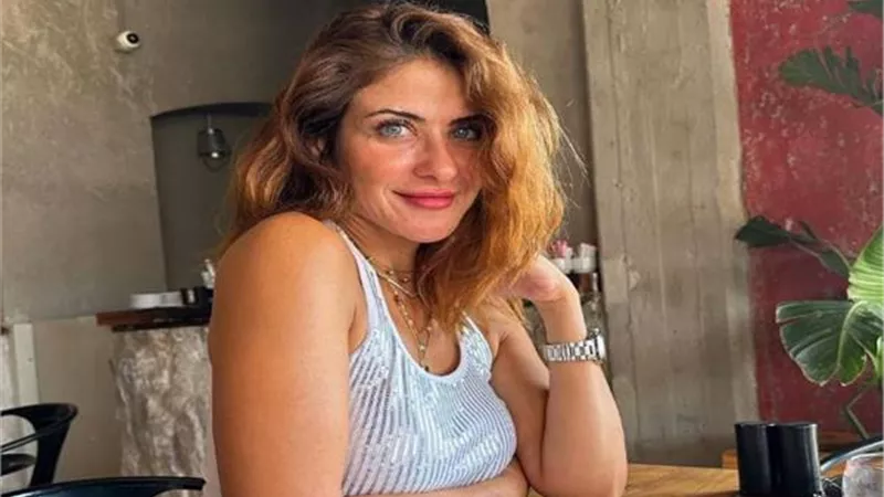 أناقة وجاذبية.. هيدي كرم تخطف الأضواء مجددًا
