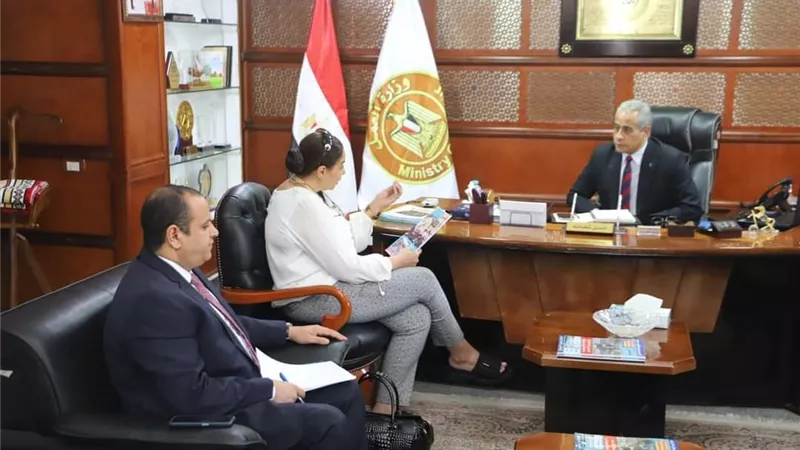 «وزير العمل» يستقبل عضو لجنة العلاقات الخارجية بمجلس النواب 