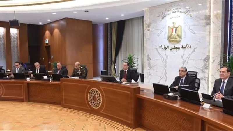 مجلس الوزراء يستعرض إجراءات تفعيل قانون تنمية المشروعات المتوسطة والصغيرة ومتناهية الصغر
