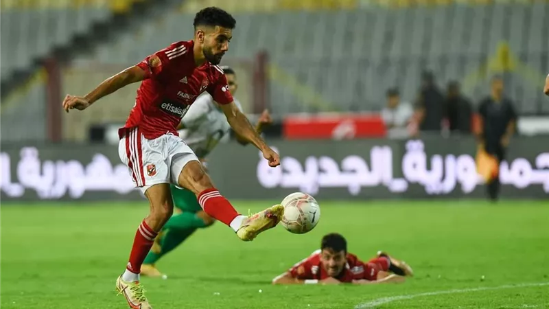 حالة من الغضب تسيطر على الأهلي بسبب قندوسي.. تفاصيل