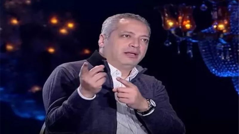 حرام.. تامر أمين: بمنع بناتي يلبسوا مايوهات ولا ينزلوا البحر