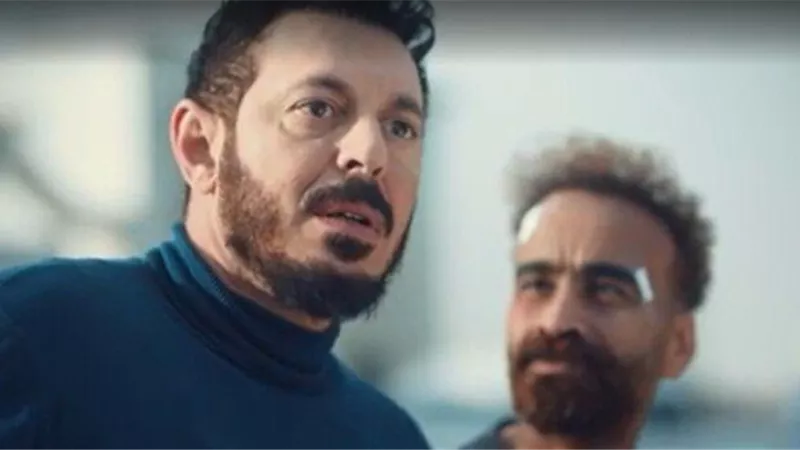 بعد مساعدة الريس غريب لمصطفي شعبان لحل مشكلته مواعيد   الحلقة 12 من 
