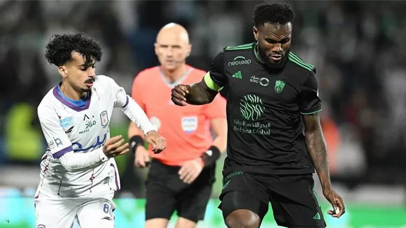 الأهلي السعودي يفوز علي أبها بسداسية مقابل لا شئ