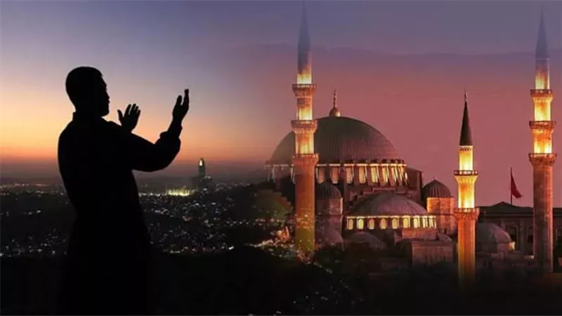 ردد الآن دعاء غروب الشمس يوم الجمعة.. “اللهم متعنا براحة البال وصلاح الحال”