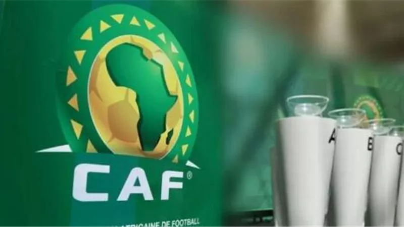 الكاف يرفض طلب الهلال قبل ساعات من موقعة الأهلي