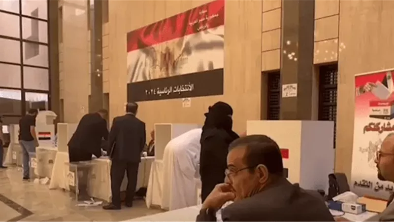 الانتخابات الرئاسية.. توافد الناخبين بأعداد كبيرة على السفارة بالرياض