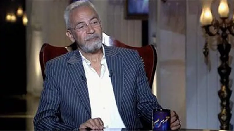 صبري فواز: متقعدش تاكل وتشرب من الفن وتطعن فيه ده حرام