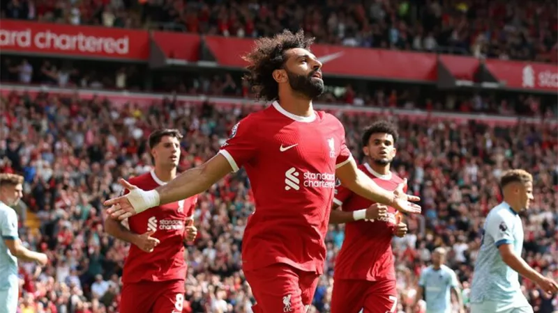 بمساهمة صلاح.. ليفربول يعبر توتنهام برباعية في الدوري الإنجليزي