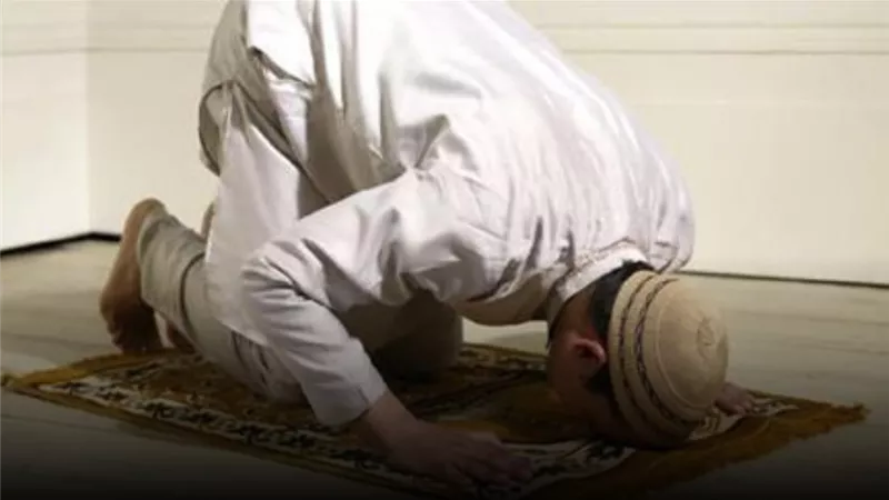 اليوم الرابع عشر.. تعرف على مواقيت الصلاة وعدد ساعات الصيام 