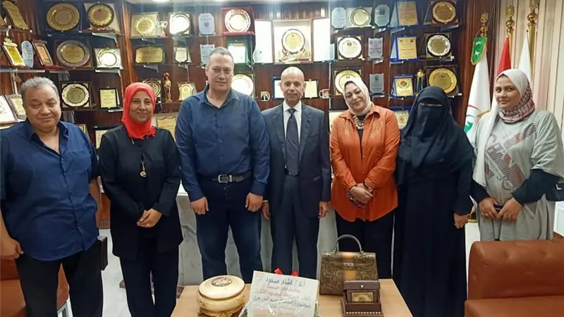 8 مليون شرقاوي يهنئون أنفسهم بتجديد الثقة لمسعود بقرار رئاسي