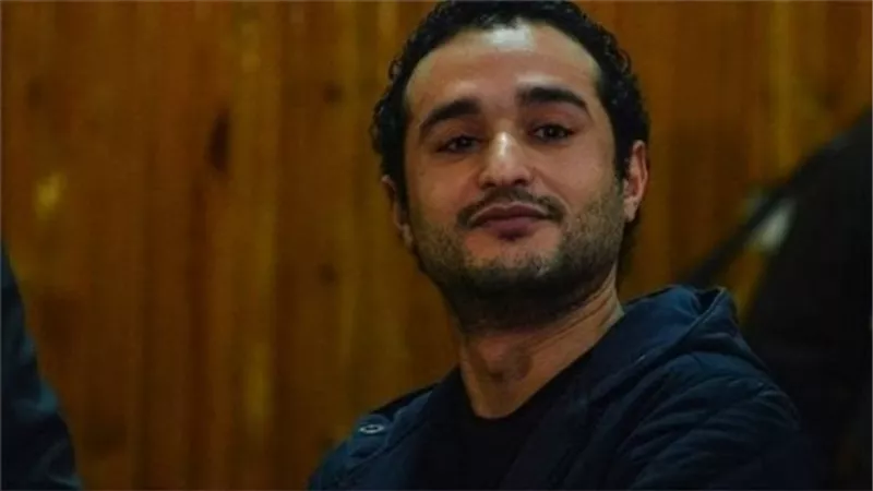 بعد 10 سنوات.. الإفراج عن الناشط السياسي أحمد دومة