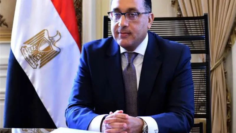 مدبولي يوجه بإعادة النظر في نطاقات الارتفاعات للمباني الفندقية