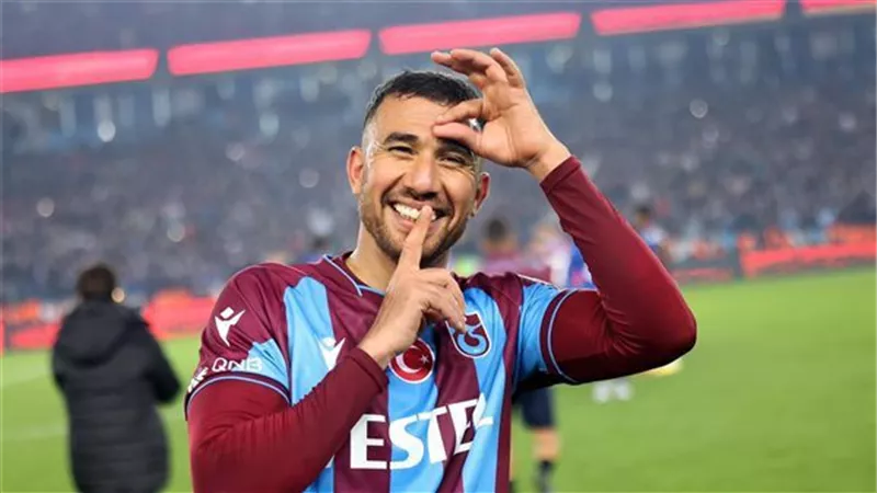 كبار الدوري السعودي يتنافسون لضم محمود تريزيجيه في الصيف