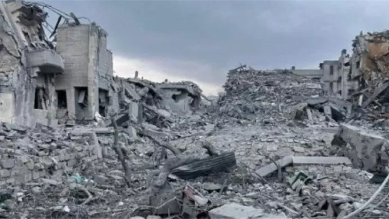 الاحتلال يضيق الخناق على قطاع غزة ويمنع دخول المساعدات
