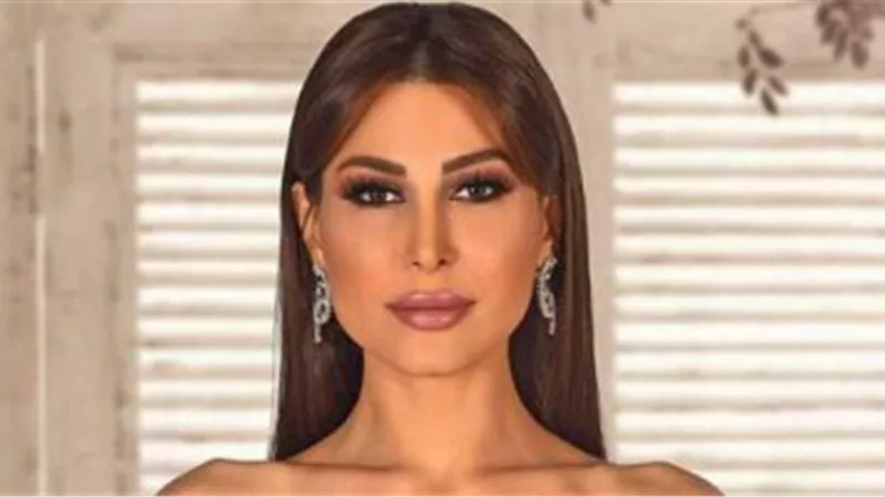 يارا تنتهي من تسجيل أغينة باللهجة المصرية