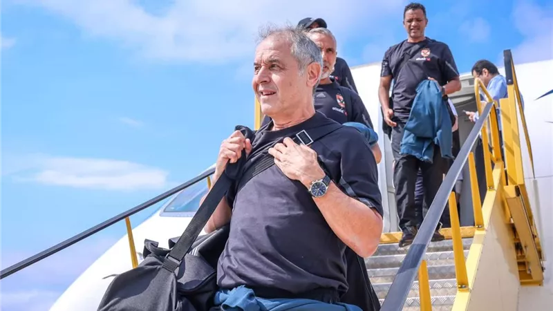 بعد وصول الأهلي إلى النمسا.. كولر يجتمع مع بيبو لهذا الشأن