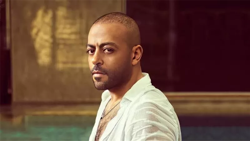 تامر عاشور يستعد لإحياء حفلًا غنائيًا في فاميلي بارك
