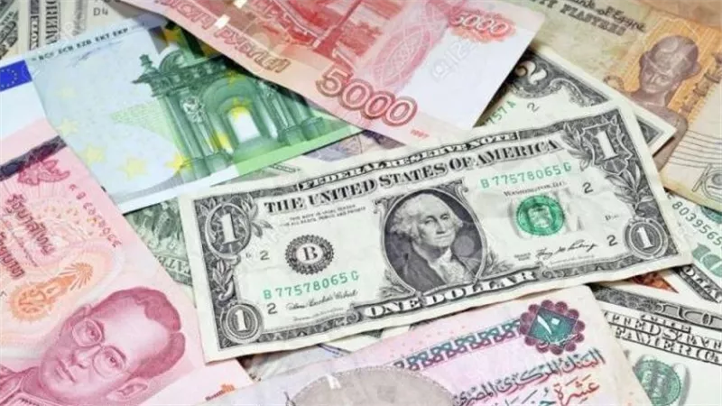 الداخلية توجه ضربات موجعة لتجار العملة الصعبة