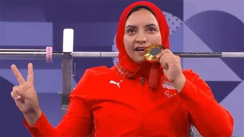 البارالمبية تعلن فوز البنك الأهلي بجائزة التميز الرياضي
