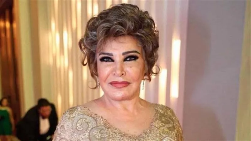صفية العمري تحسم الجدل حول حقيقة اعتزالها: لم اعتزل الفن بل التفاهة