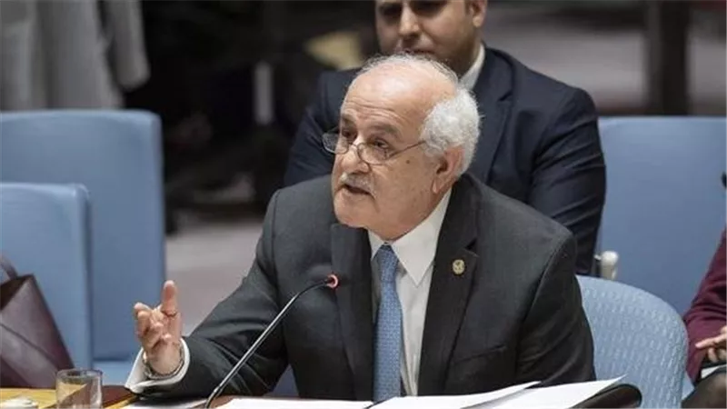 مندوب فلسطين يُحذر من استمرار جرائم إسرائيل ضد الإنسانية بـ القطاع