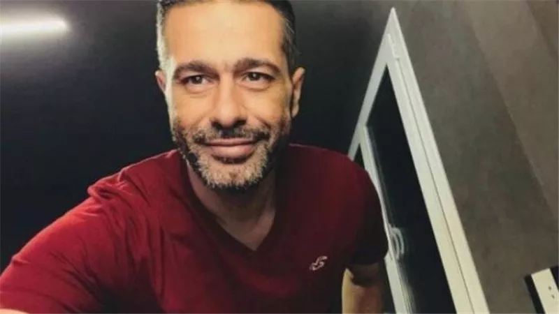نجوم الفن ينعون صديقهم الشاعر أحمد علي موسى.. من بينهم عمرو دياب