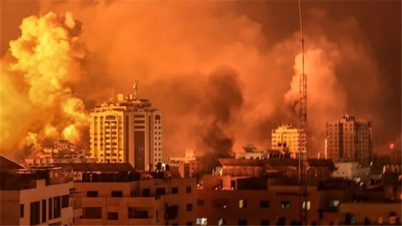 الاحتلال يستهدف مستشفي الحريري في بيروت ويخلف 70 شهيداً ومصاباً