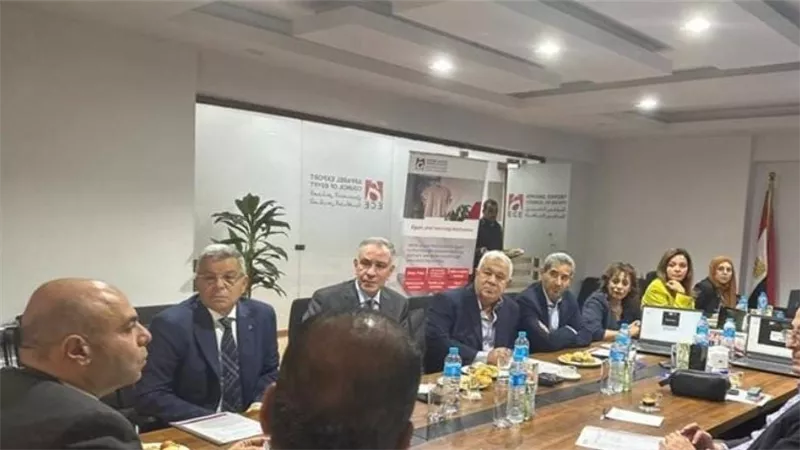 انتخاب فاضل مرزوق رئيسًا للمجلس التصديري للملابس
