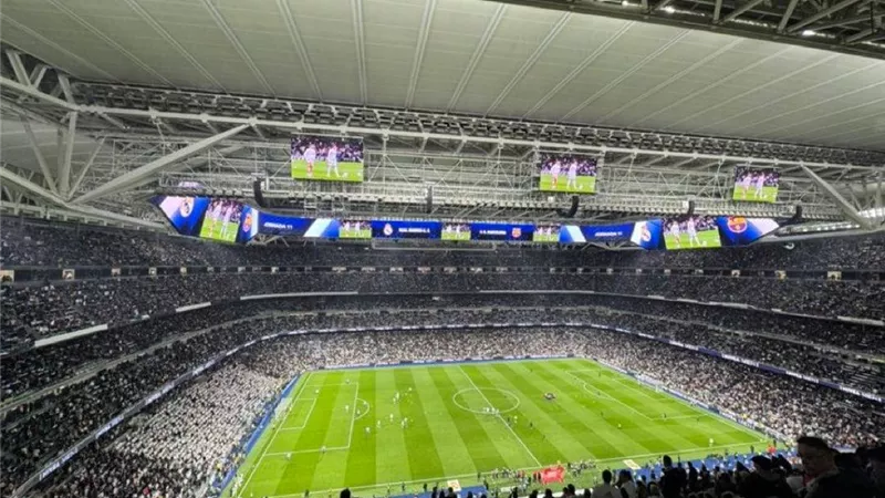 ملعب سانتياجو برنابيو يشهد مواجهة نارية بين ريال مدريد وبرشلونة