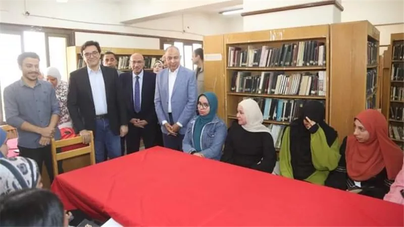 وزير الثقافة ومحافظ المنيا يتفقدان المواقع الثقافية بمحافظات الصعيد
