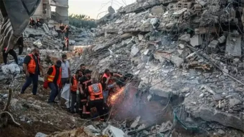 الدفاع المدني: أكثر من 1000 شهيد وحصار خانق على شمال غزة 