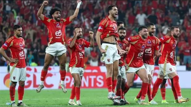 بعد استبعاد 9 لاعبين.. تعرف على قائمة الأهلي أمام العين الإماراتي