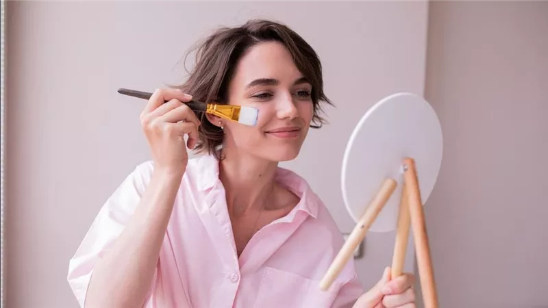 5 وصفات طبيعية للحصول على بشرة صحية وخالية من العيوب 