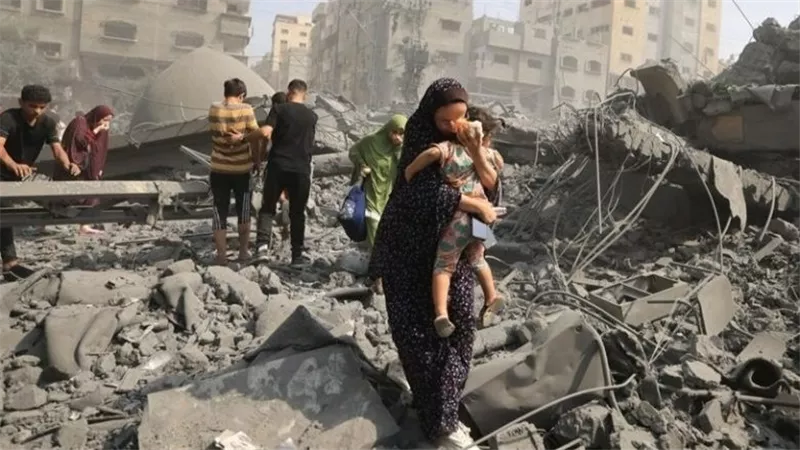 استشهاد 17 فلسطينياً وإصابة العشرات جراء قصف إسرائيلي على قطاع غزة 