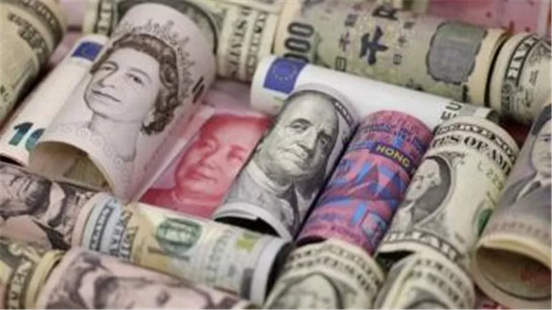 ضربات أمنية مستمرة لمكافحة جرائم الإتجار غير المشروع بـ العملات الأجنبية