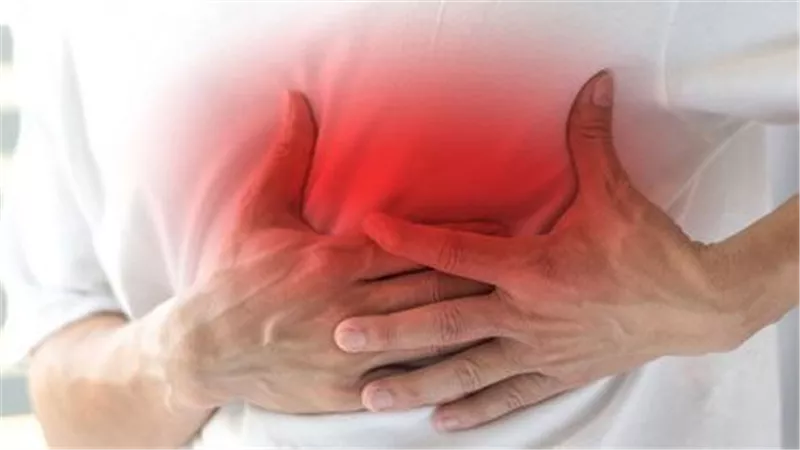 إحساسك بضربات قلبك... ماذا يعني ذلك؟