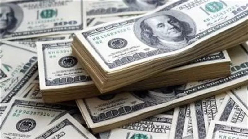 الداخلية تتصدى لـ محتكري الدولار بـ السوق السوداء