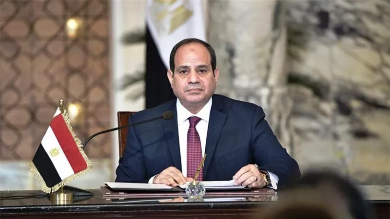 السيسي: مصر حريصة على بذل كافة الجهود لتحفيز القطاع الصناعي وتعزيز التعاون 