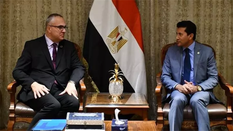 وزير الشباب والرياضة يستقبل مساعد الأمين العام للأمم المتحدة لبحث التعاون