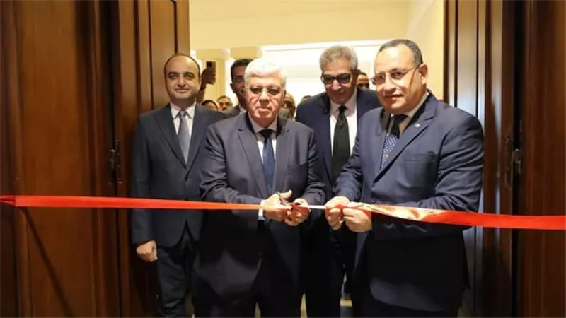 وزير التعليم العالي يفتتح عددًا من المشروعات التعليمية والصحية بجامعة الإسكندرية 