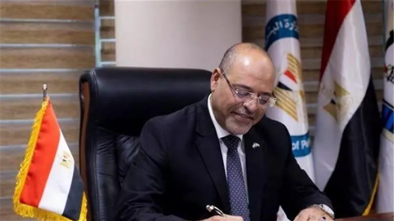 وزير العمل: المنظمات الدولية تشيد بتقدم مصر في مكافحة الهجرة غير الشرعية