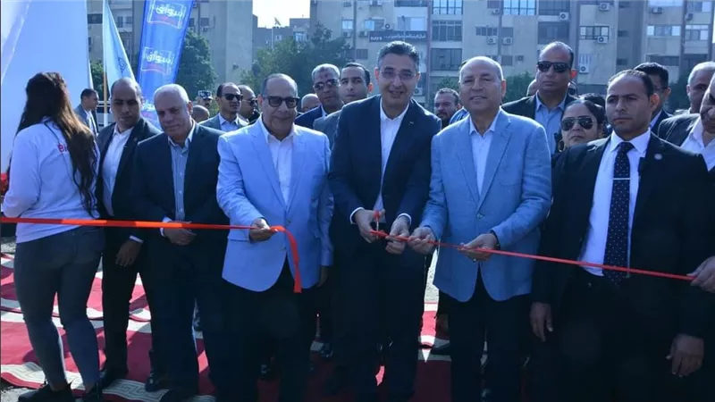 وزير التموين يفتتح سوق اليوم الواحد بمدينة نصر بتخفيضات تصل لـ 25%