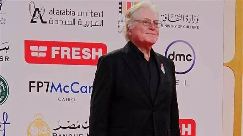 نجوم الفن يتألقون على السجادة الحمراء في عرض «وين صرنا» بمهرجان القاهرة