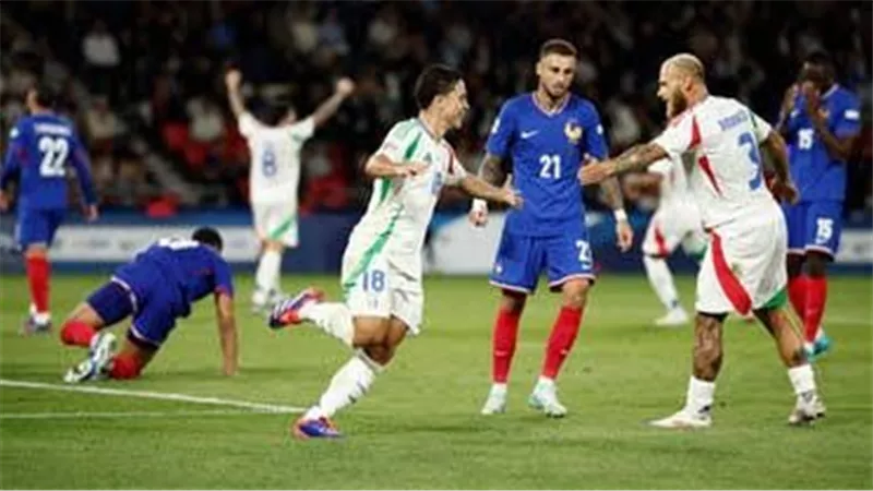 فرنسا تتقدم 2/1 على إيطاليا في الشوط الأول بدوري الأمم الأوروبية 