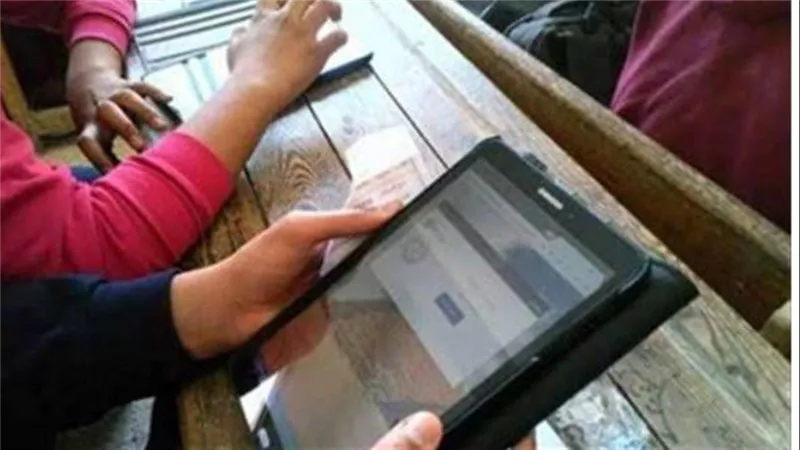 تعرف على فئات طلبة الثانوي الممنوعة من الحصول على أجهزة التابلت