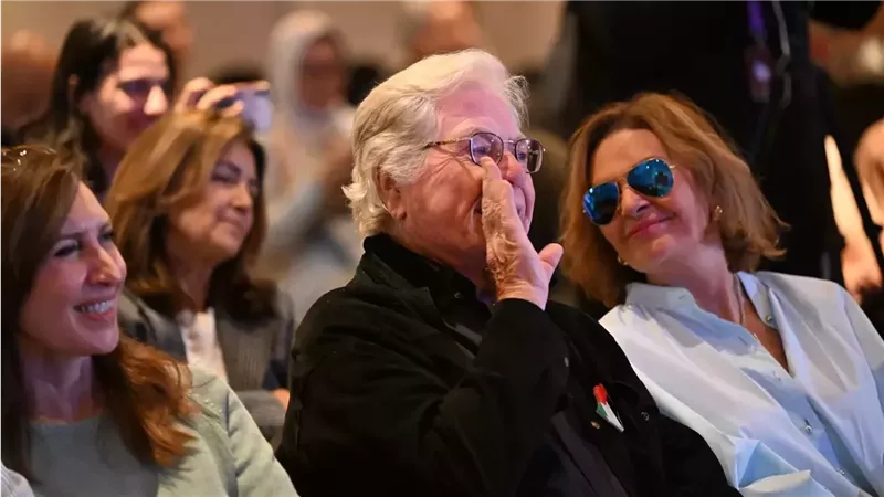 حضور حسين فهمي حفل توقيع كتاب «فن الخيال» بمهرجان القاهرة 